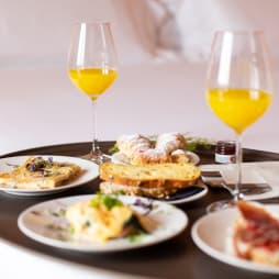 Сервіровка столу